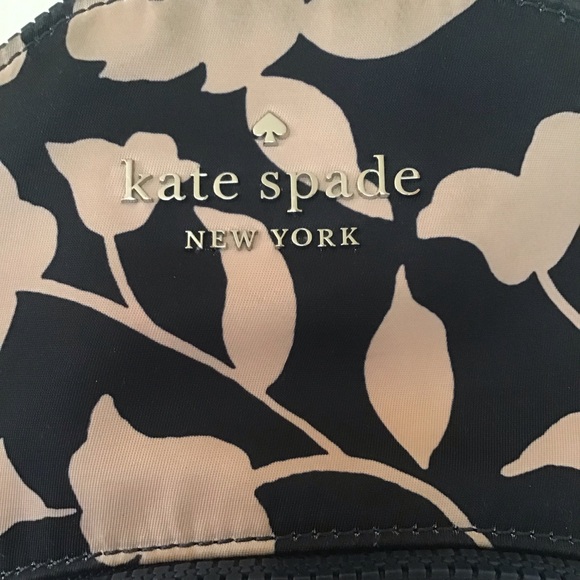 Kate Spade floral 3 compartment backpack - Picture 2 of 7